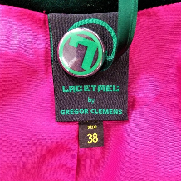 Lac Et Mel Velour Blazer - Picture 6 of 6